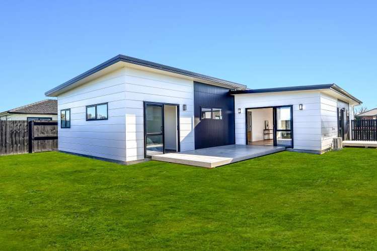 108 Powells Road_1