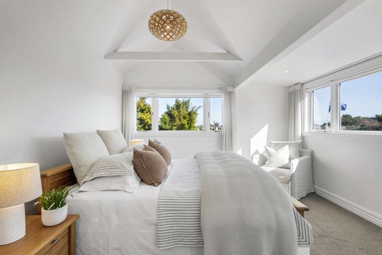 9 Coronation Street Belmont_14