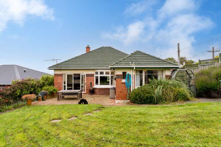 64 Middleton Road Kew_16