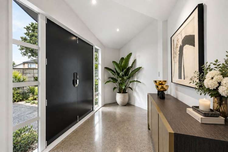 22 Stranraer Crescent Wattle Downs_4