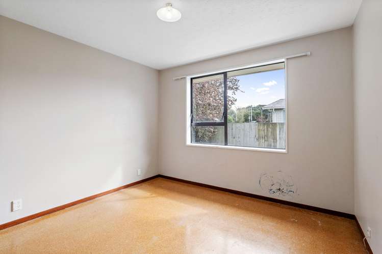 1/8 Raymond Road Bromley_8