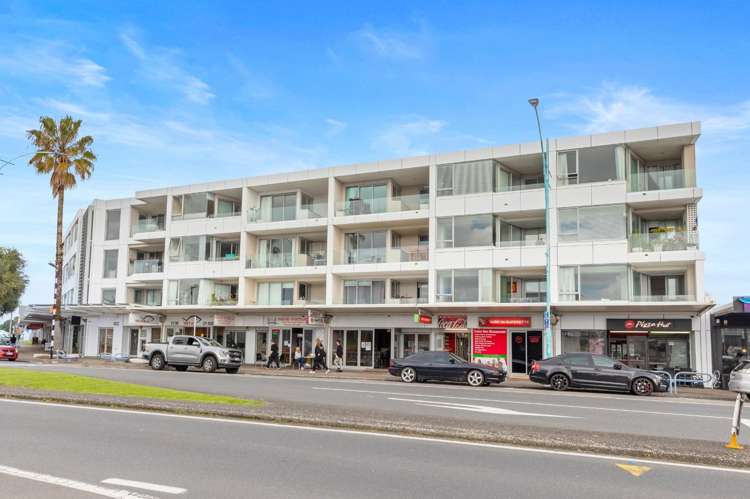 109/332 Maunganui Road (The Algarve) Mount Maunganui_1