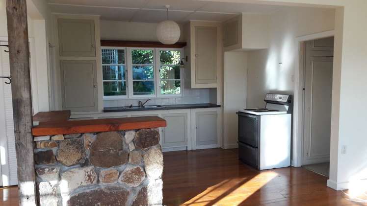 48 Marine Drive Diamond Harbour_1