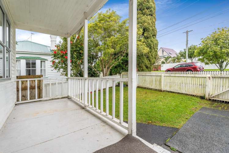 9 Counsel Terrace Mount Albert_13