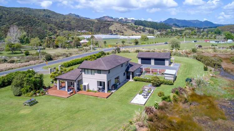 2710 Tiki Road_2