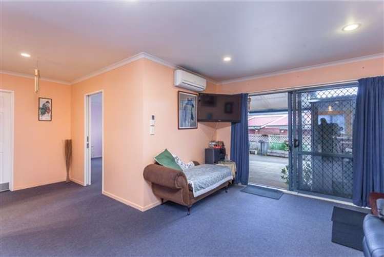 2e Reid Road New Lynn_7