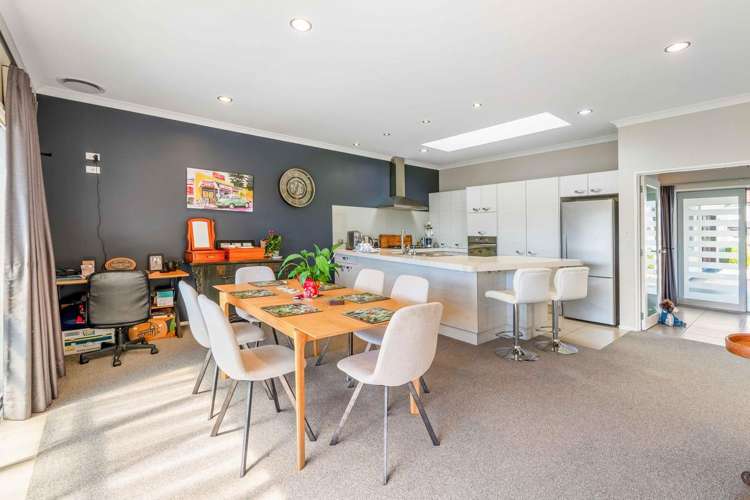 81 Oriental Parade Papamoa Beach_6