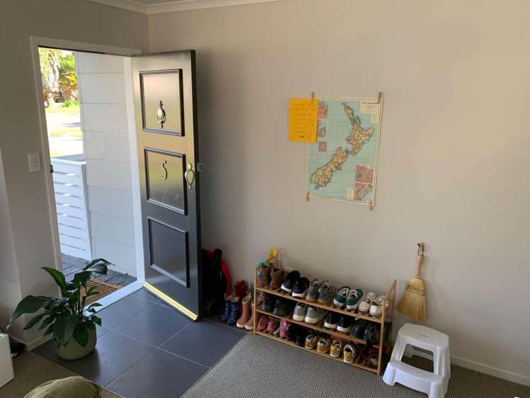 5 Gilshennan Valley Red Beach_14