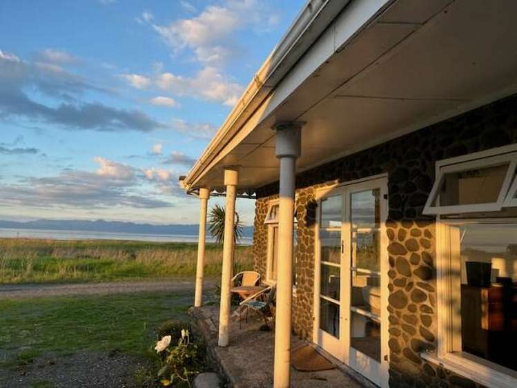 20 F Lowry Road, Whakatiwai_0