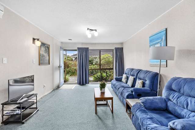 4/27 Parkvale Road Karori_1