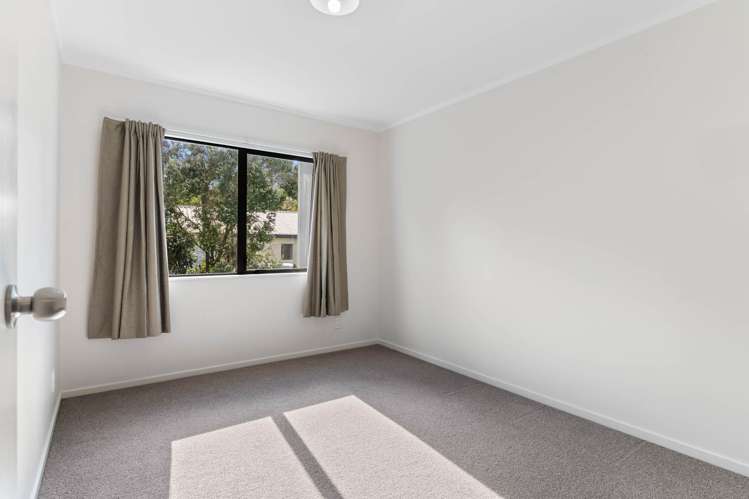 8/3 Erewhon Place Birkdale_10