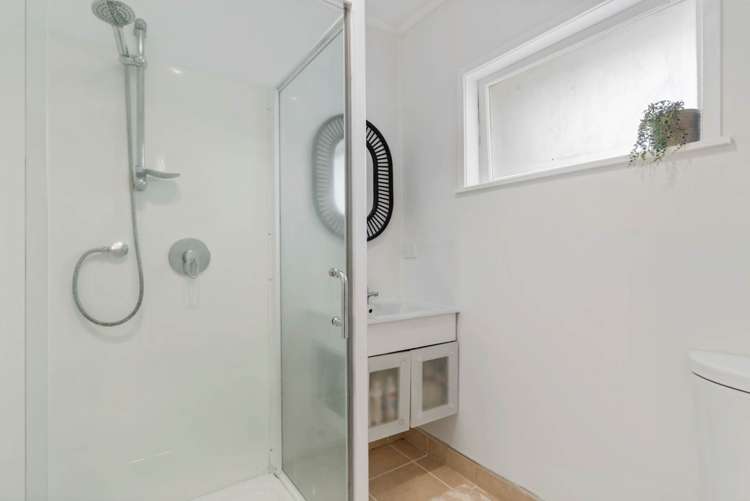 1/7 Brunton Place Glenfield_10