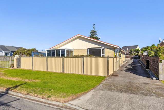 5 Karaka Street Otaki Beach_3