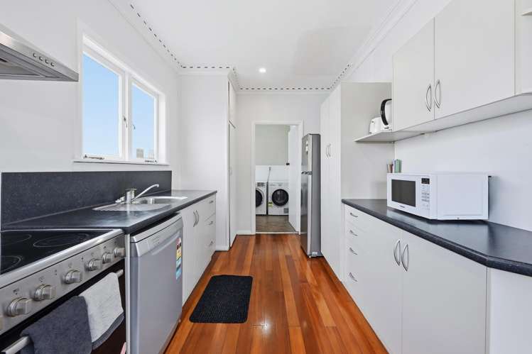 11 Elizabeth Street Victoria_13