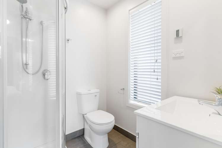 32 Welsh Road Winton_11