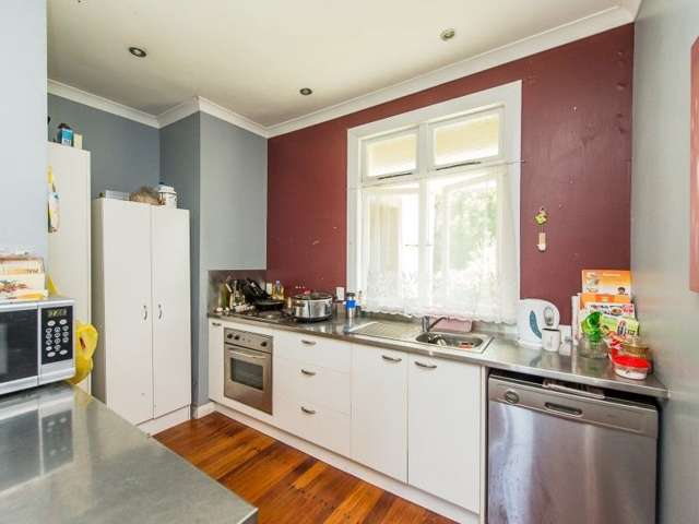 245 Somme Parade Aramoho_4