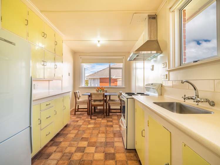 9 Columba Avenue Calton Hill_5