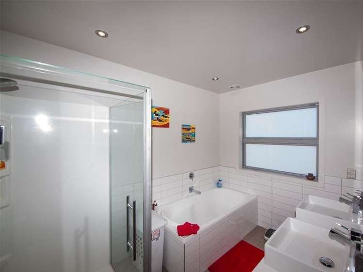 12 Edington Grove Churton Park_11