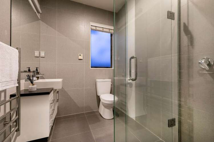 29 Huntington Park Drive Greenhithe_23