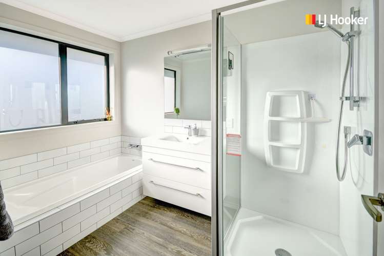 6 Silverview Place Mosgiel_12