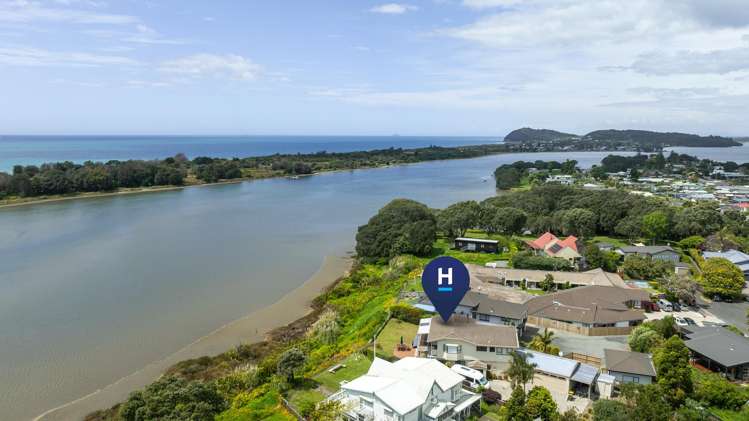 16 Pohutukawa Drive Athenree_24