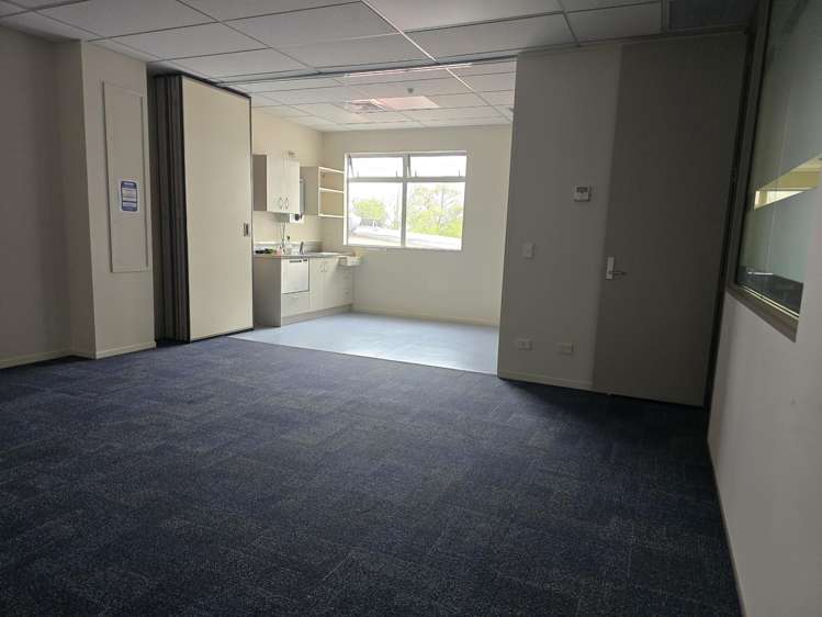 First Floor/68 King Street Pukekohe_15