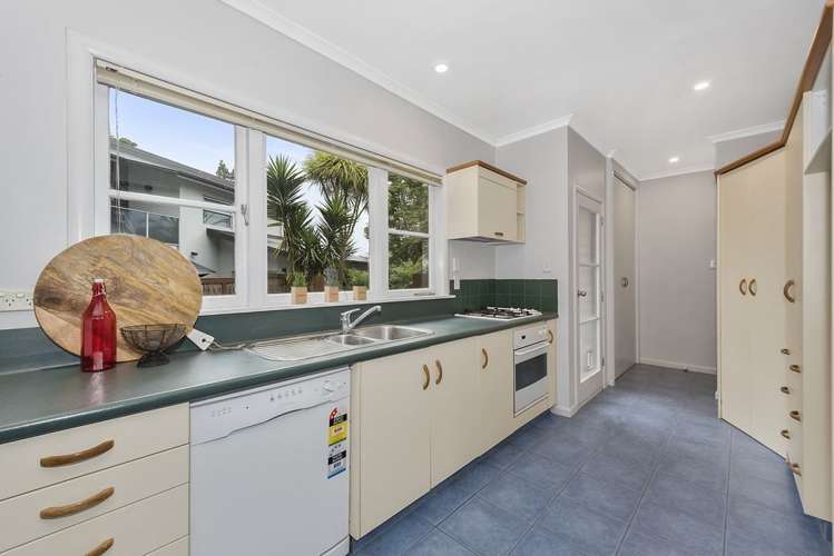 656 River Road Chartwell_7