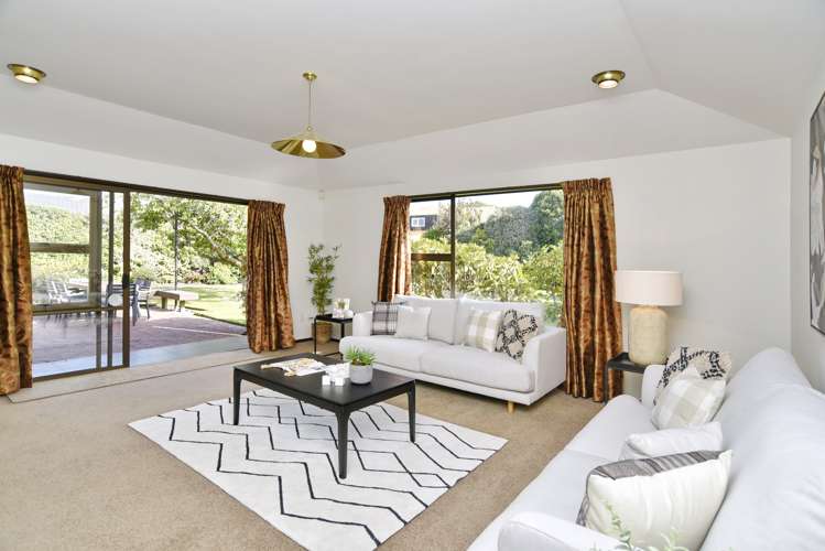 22d Yellowstone Crescent Burwood_16