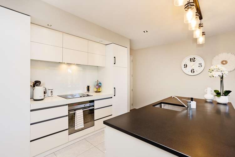 11 Northside Drive Waikiwi_11