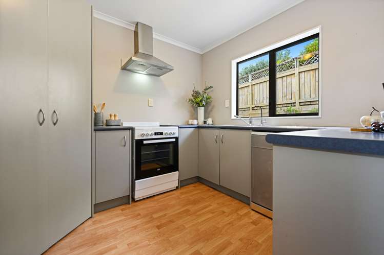 30 Pointon Glade Grandview Heights_11