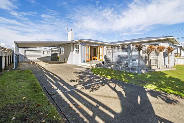 19 Cobham Way Feilding_1