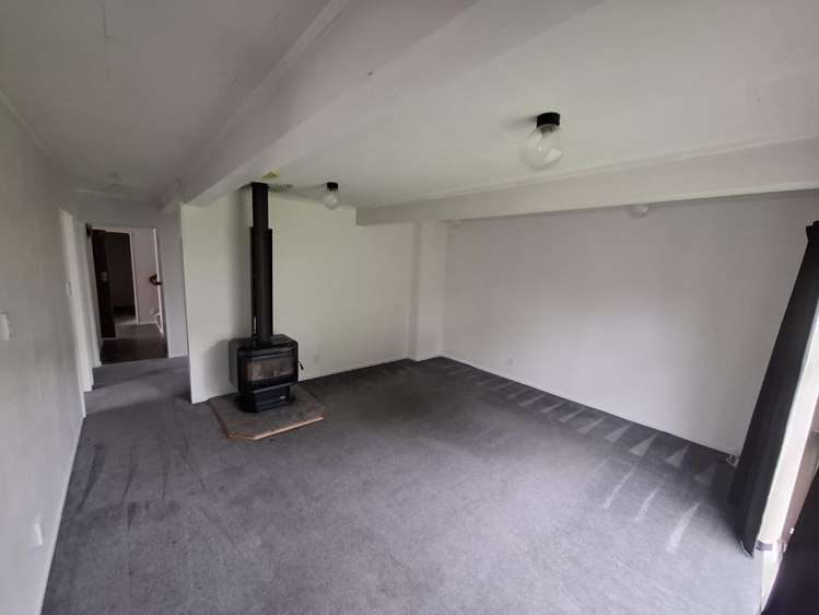 6 John Road Fairy Springs_5