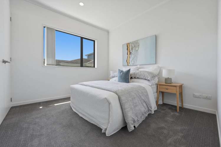 18 Newport Place Forrest Hill_19