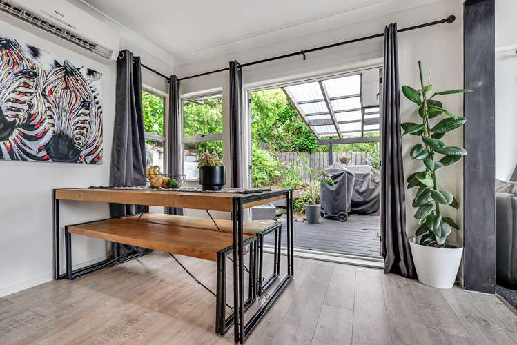 11 Caernarvon Street Dinsdale_20