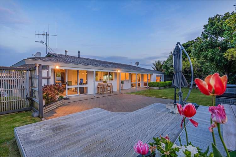 52 Wikiriwhi Crescent Awapuni_16