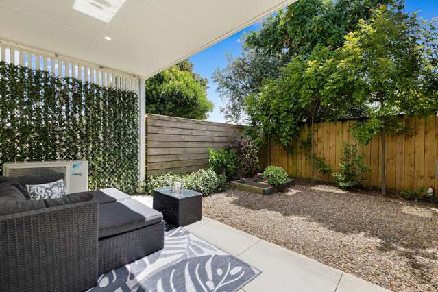 Modern, Easy-care First home or Investment!