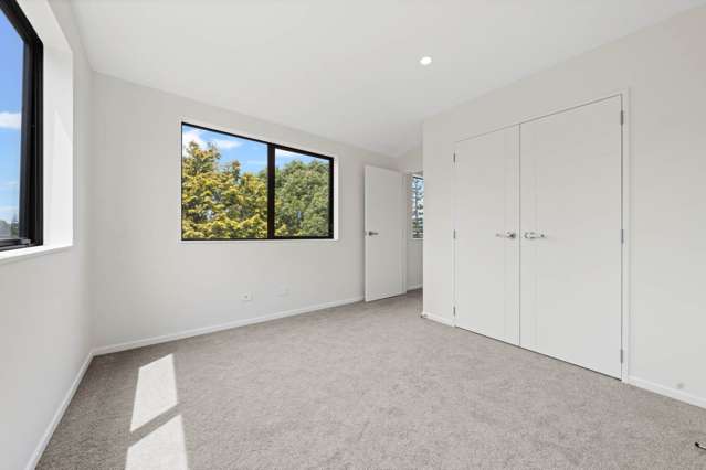 16F Sheridan Drive New Lynn_2