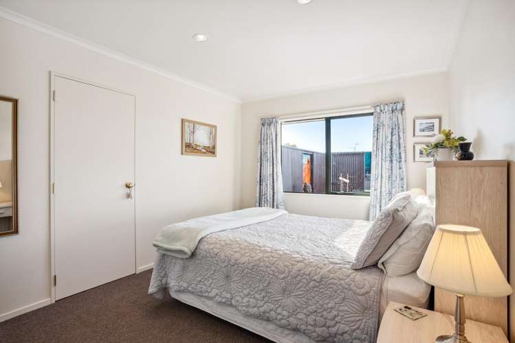 146 Guildford Drive Paraparaumu Beach_14