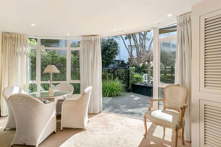 7/32 Hobson Street Thorndon_9