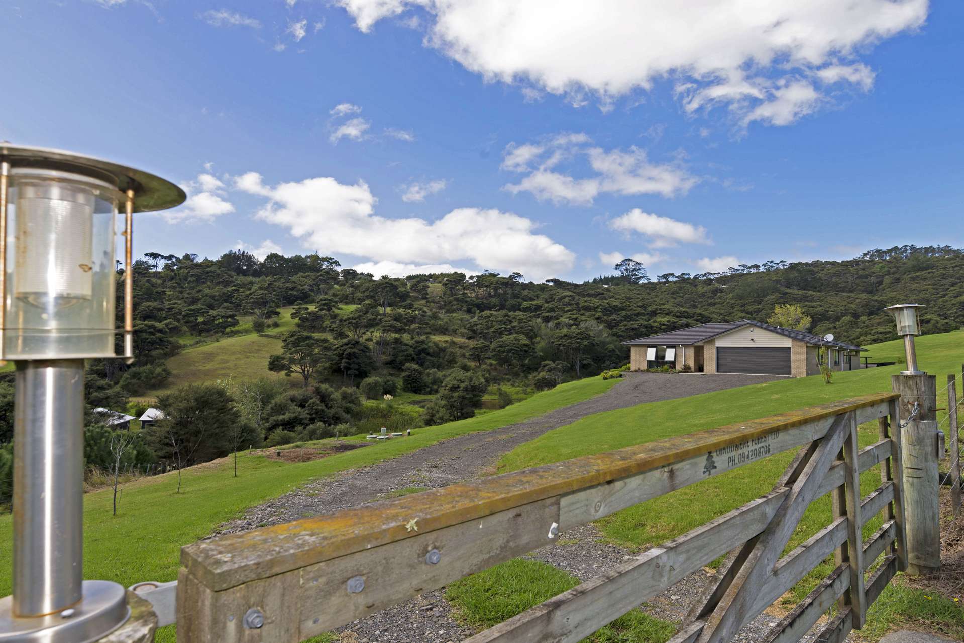 63b Manuka Grove Helensville_0