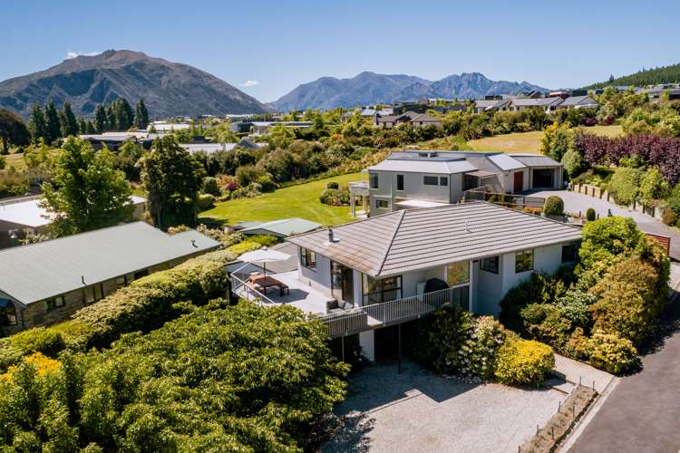 102 Hunter Crescent Wanaka_1