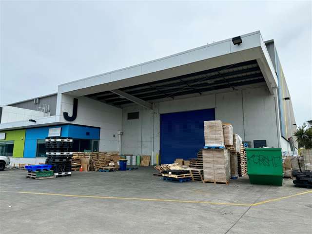 494sqm Warehouse in Mangere