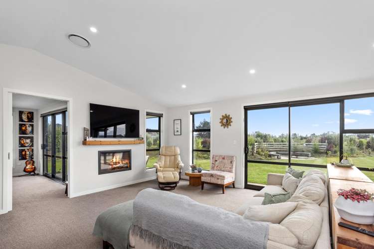 29 Ochail Way Otatara_13