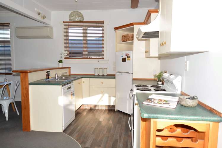 72 Antrim Street Windsor_5