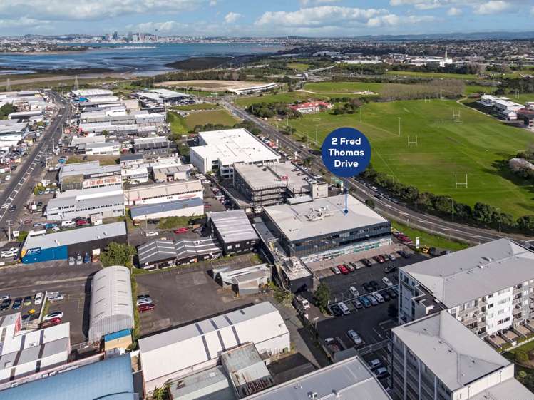 Level 1/2 Fred Thomas Drive Takapuna_16