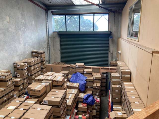 Unti 2, 98 Main Road Tawa_2