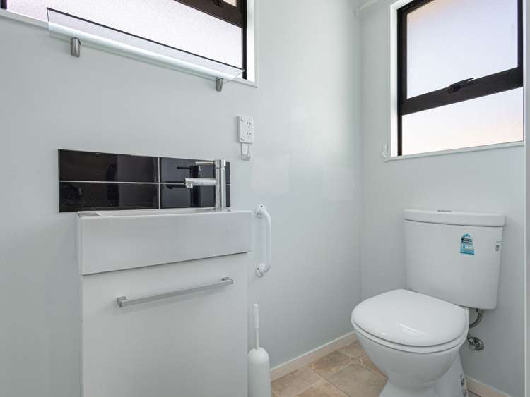 68A Auckland Rd Greenmeadows_14