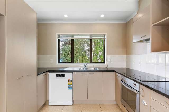 8 Skip Lane East Tamaki_2