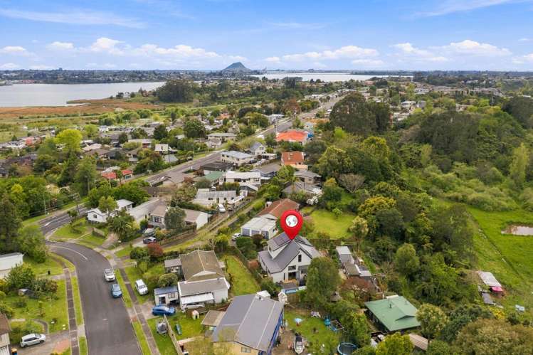 10 Lochinvar Place Hairini_37