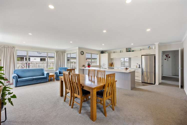 33 Hammill Grove Stoke_4